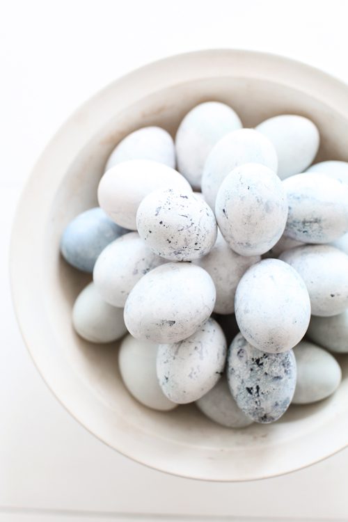 Dye Easter Eggs Naturally