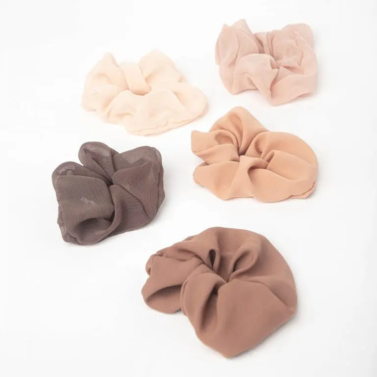 Kitsch Crepe Scrunchies in Terracotta - Image 3