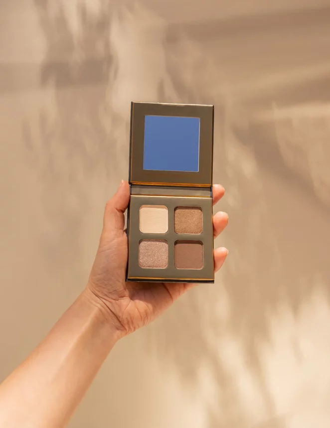 INIKA Organic Quad Eyeshadow Palette in Wind - Image 4